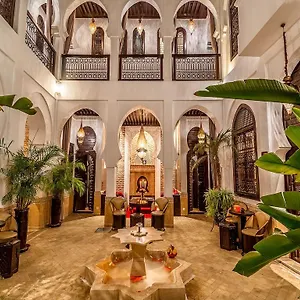Omri Casa de hóspedes